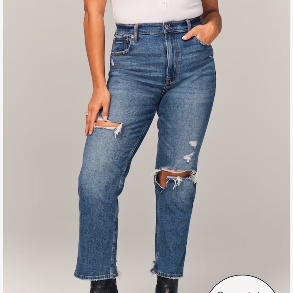 Abercrombie & Fitch | The Ankle Straight Ultra High Rise Distressed Jeans